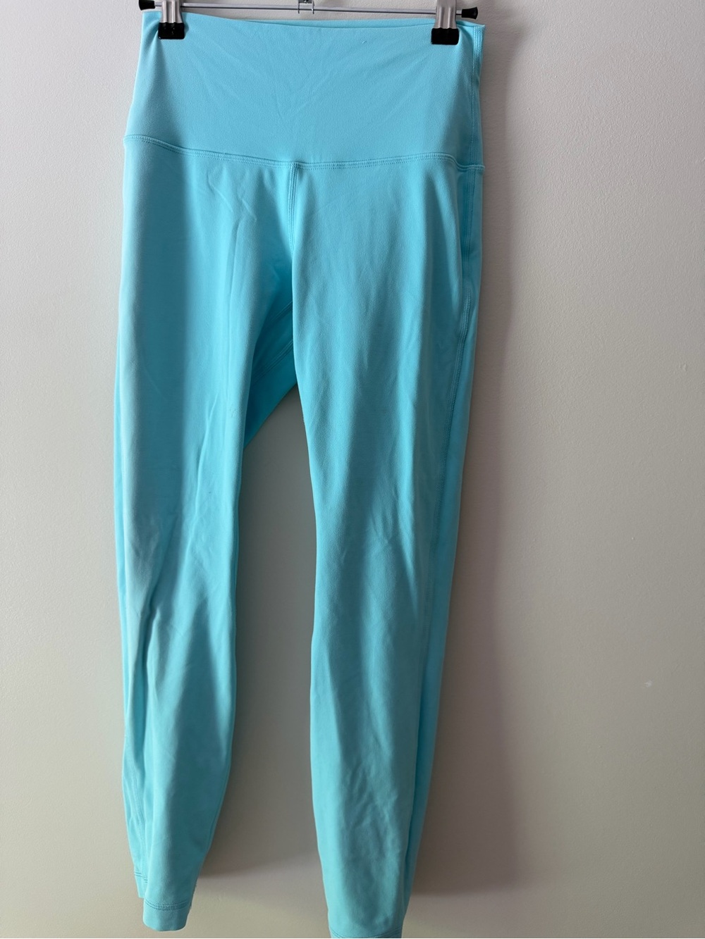 LuluLemon Cyan Blue Align Leggings size 6
